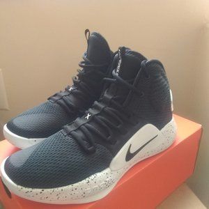 Brand New Nike Hyperdunk Black